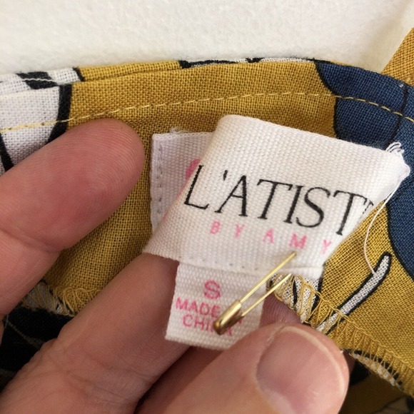 L’ATISTE Tropical Palm Crop Tank Top Spaghetti Strap Yellow White Women’s Small‎ - Picture 2 of 11